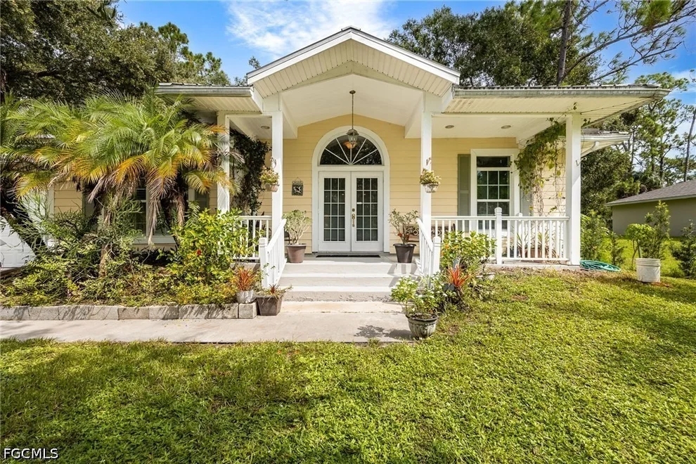 Unit for sale at 8004 Vega Court, Labelle, FL 33935