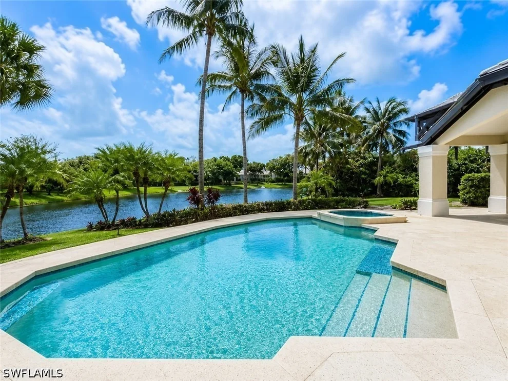 Unit for sale at 695 Ardmore Lane, Naples, FL 34108