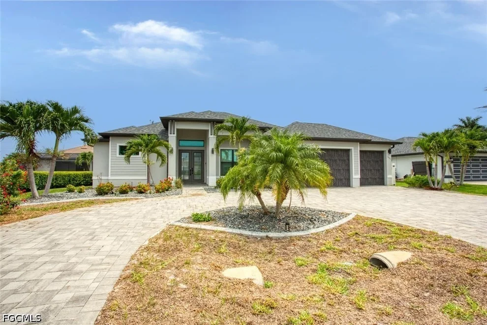 Unit for sale at 1521 SW 43rd Lane, Cape Coral, FL 33914