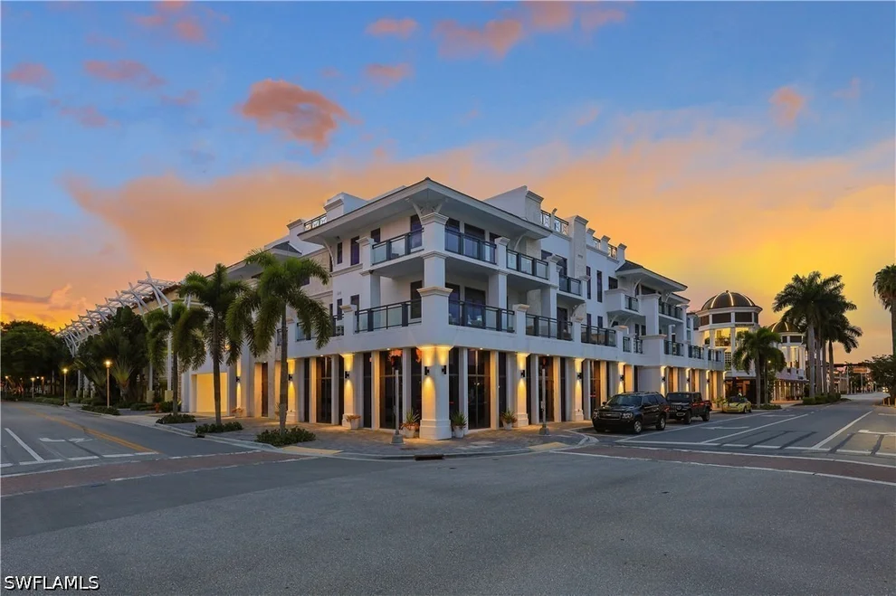 Unit for sale at 875 6th Avenue S, Naples, FL 34102