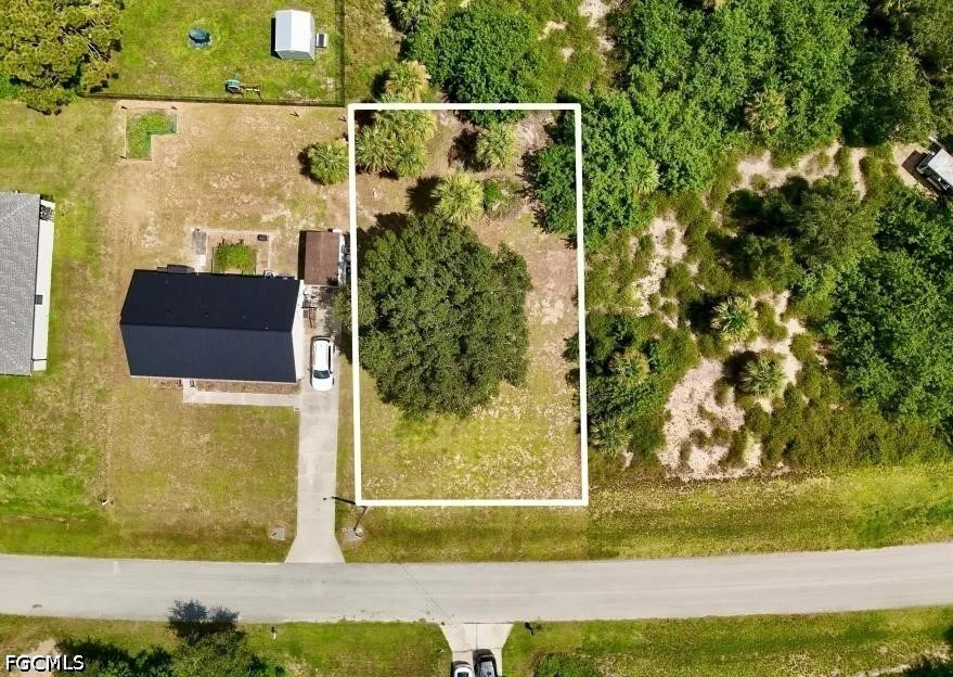 Unit for sale at 2038 S Montana Circle, Labelle, FL 33935
