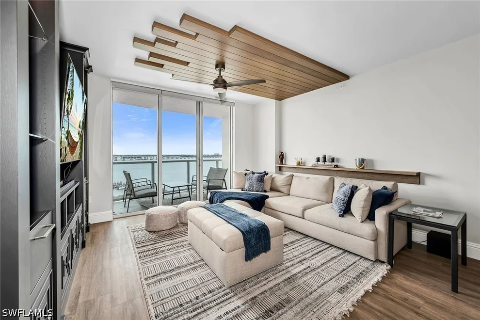 Unit for sale at 3000 Oasis Grand Boulevard, Fort Myers, FL 33916