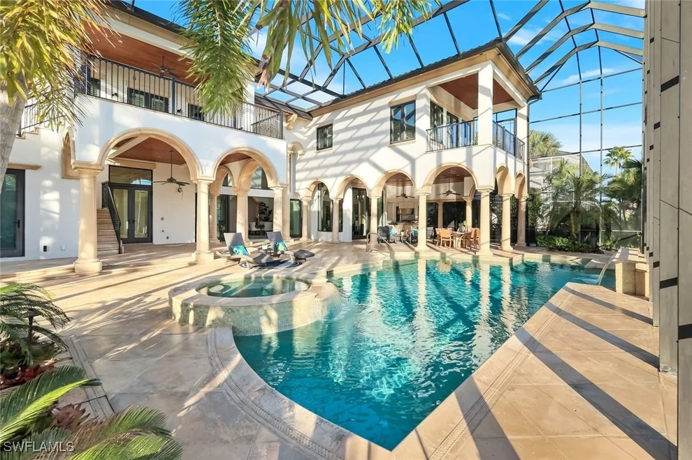 Unit for sale at 1450 Gulfstar Drive S, Naples, FL 34112