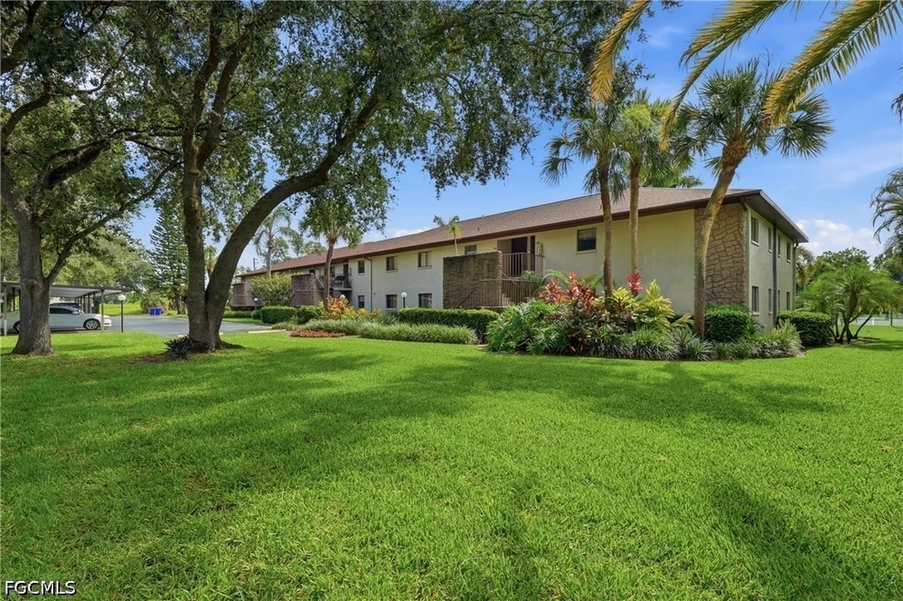 Unit for sale at 10 Beth Stacey Boulevard, Lehigh Acres, FL 33936