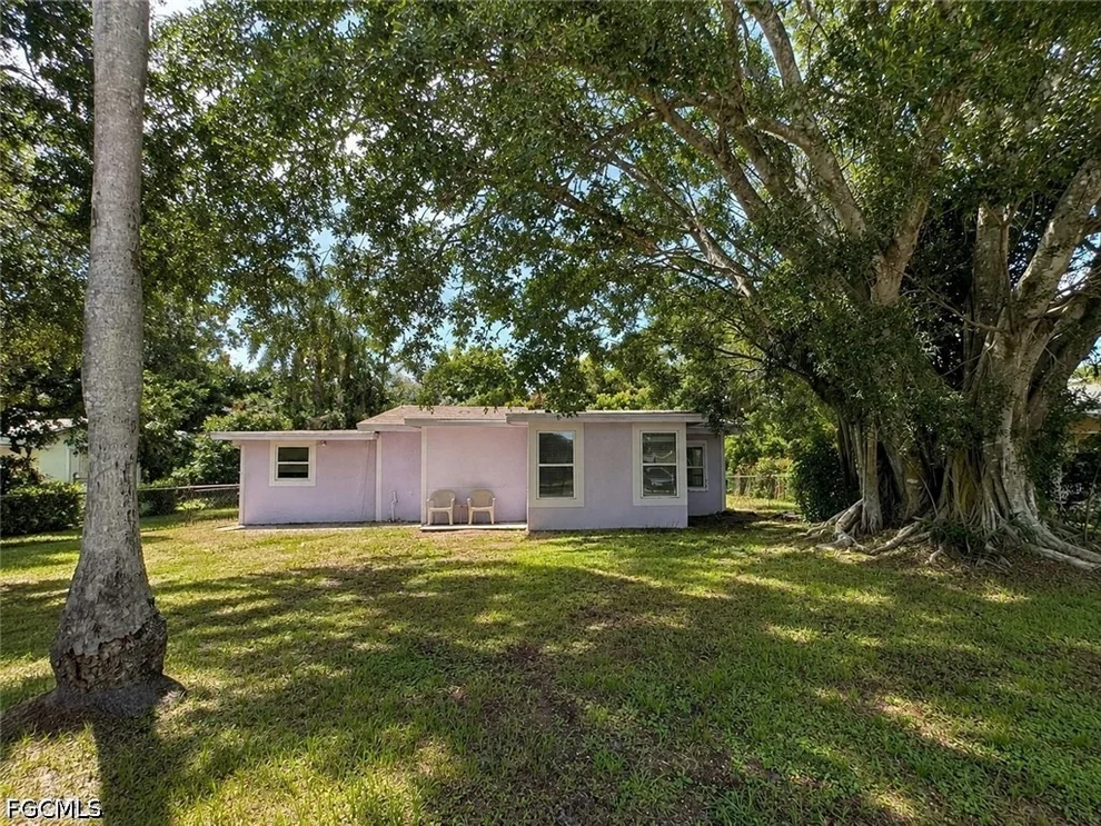 Unit for sale at 346 Muskegon Avenue, Fort Myers, FL 33905