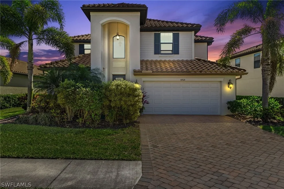 Unit for sale at 4764 Formosa Drive, Naples, FL 34119