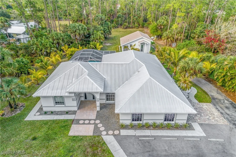 Unit for sale at 5099 Tallowood Way, Naples, FL 34116