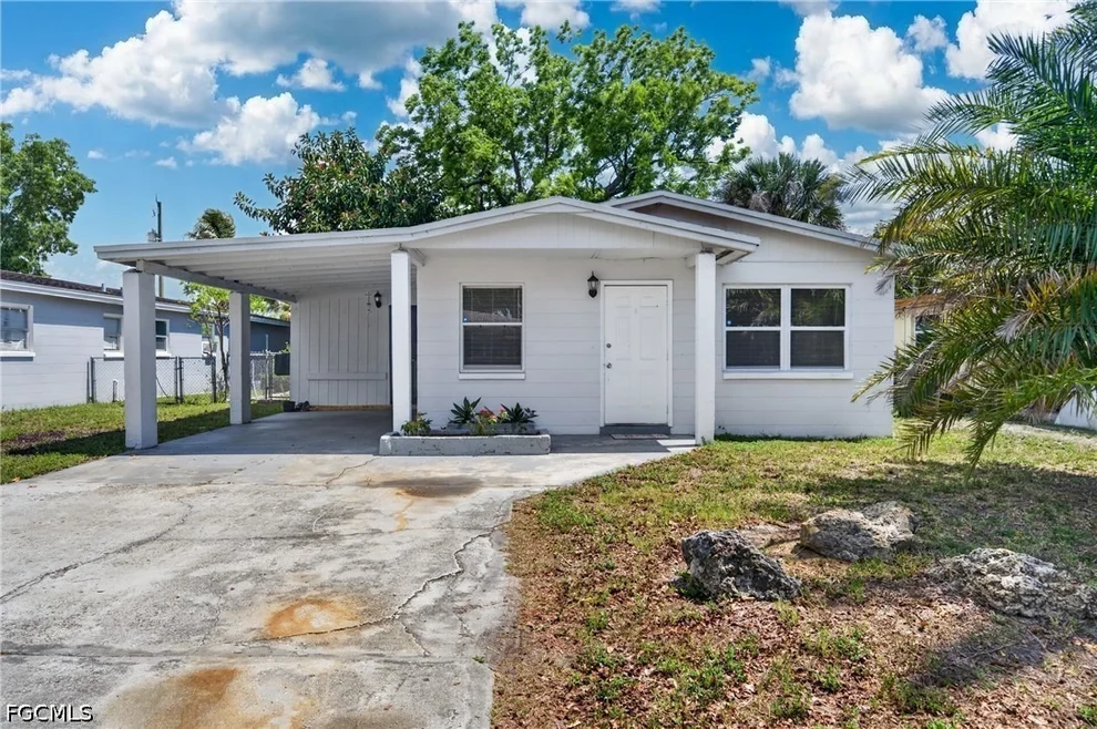 Unit for sale at 2992 Lafayette Street, Fort Myers, FL 33916