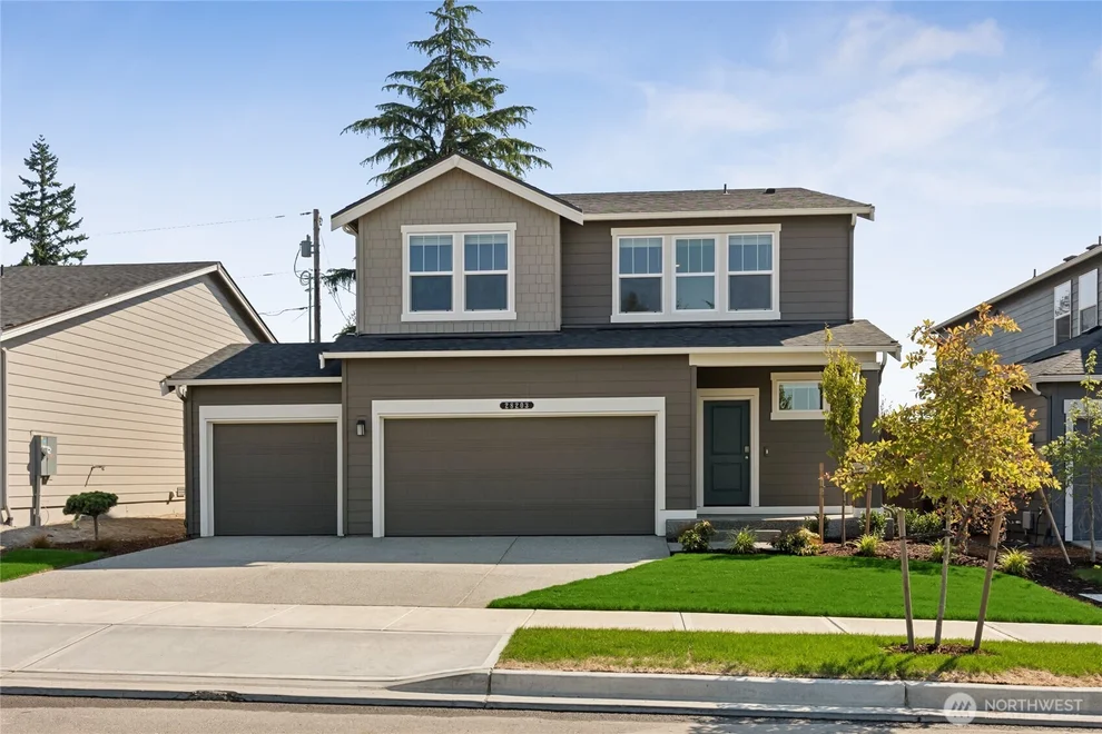Unit for sale at 28100 74th Avenue NW, Stanwood, WA 98292