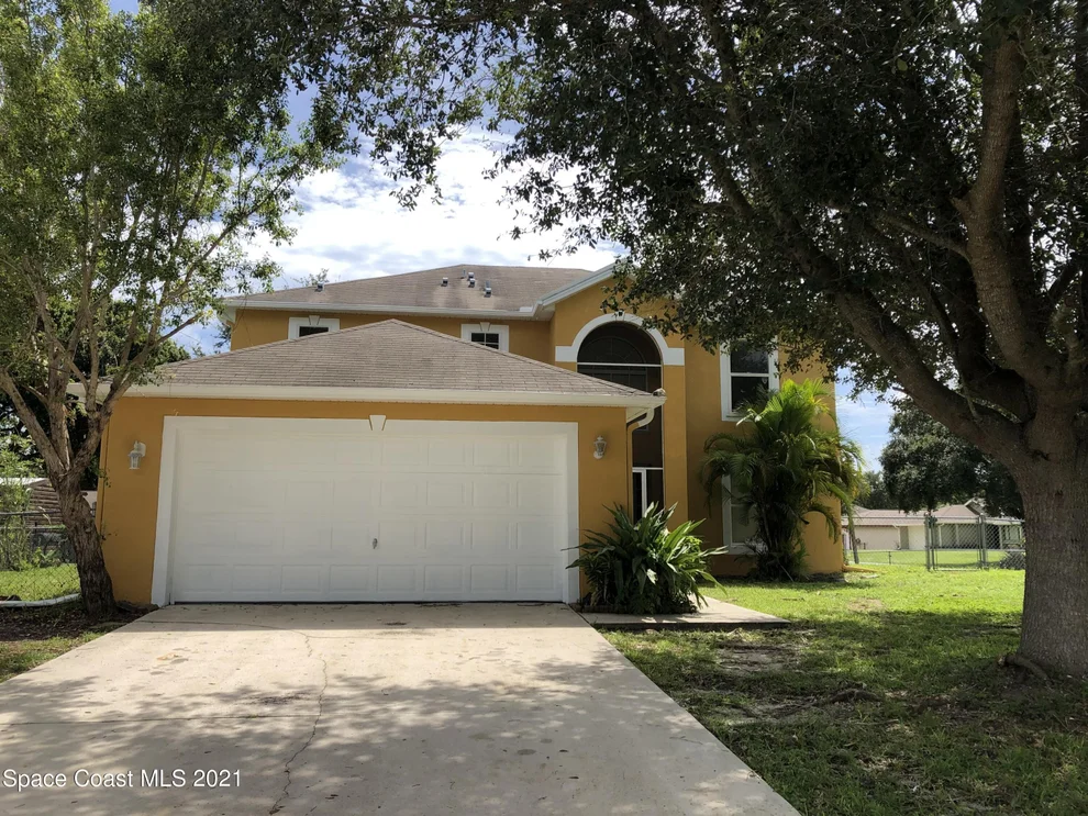 Unit for sale at 401 Buffum Avenue NE, Palm Bay, FL 32907