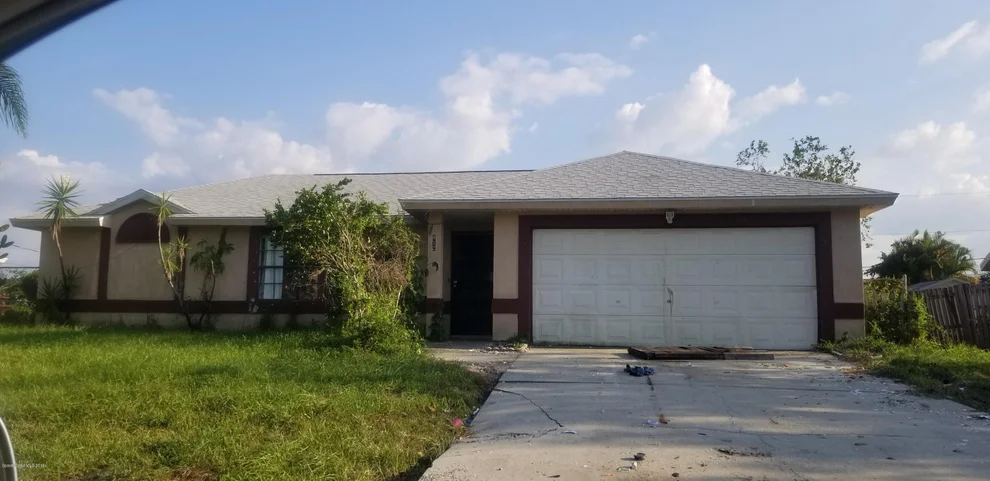 Unit for sale at 812 Banks Street NW, Palm Bay, FL 32907
