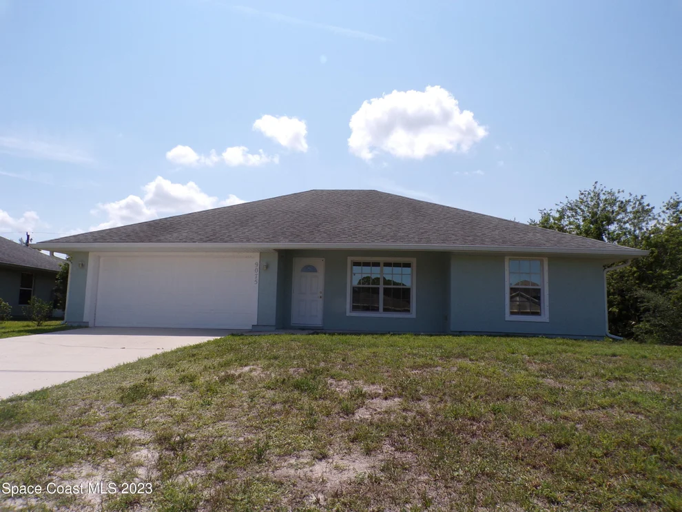 Unit for sale at 9075 103rd Court, Vero Beach, FL 32967