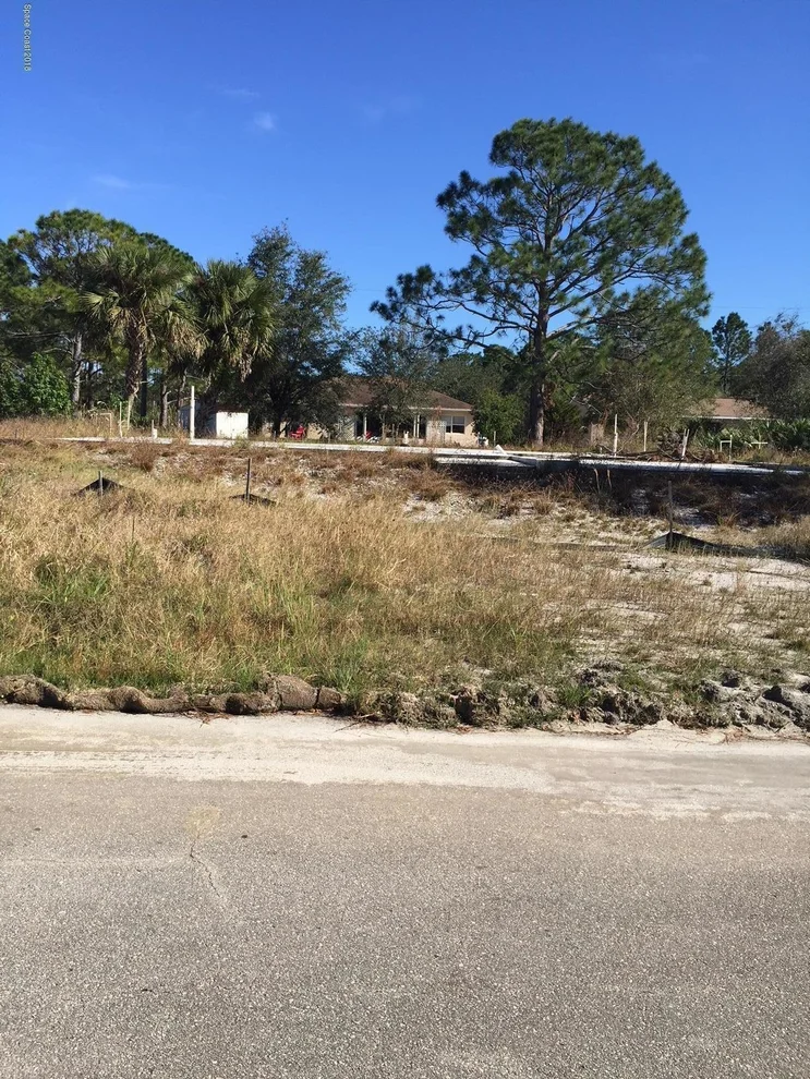 Unit for sale at 2181 Wagonwheel Avenue SE, Palm Bay, FL 32909
