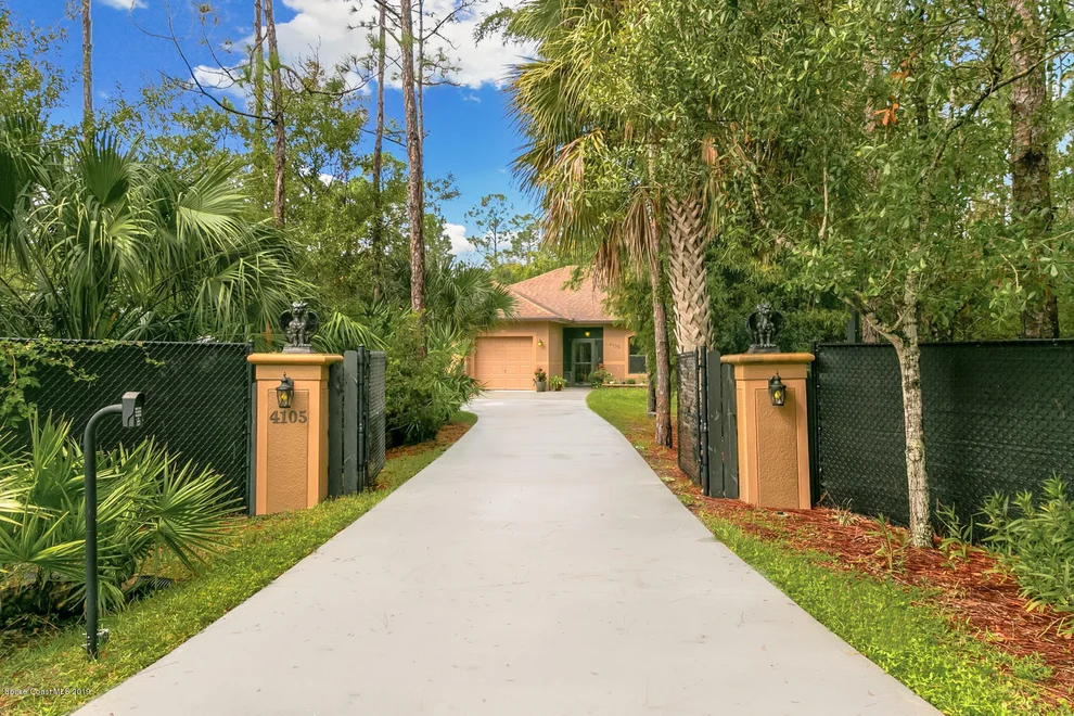Unit for sale at 4105 Magnolia Road, Grant-Valkaria, FL 32950