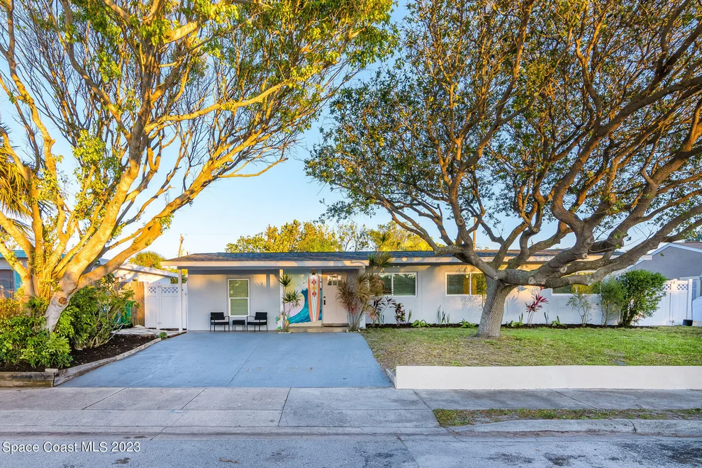 Unit for sale at 825 S Brevard Avenue, Cocoa Beach, FL 32931