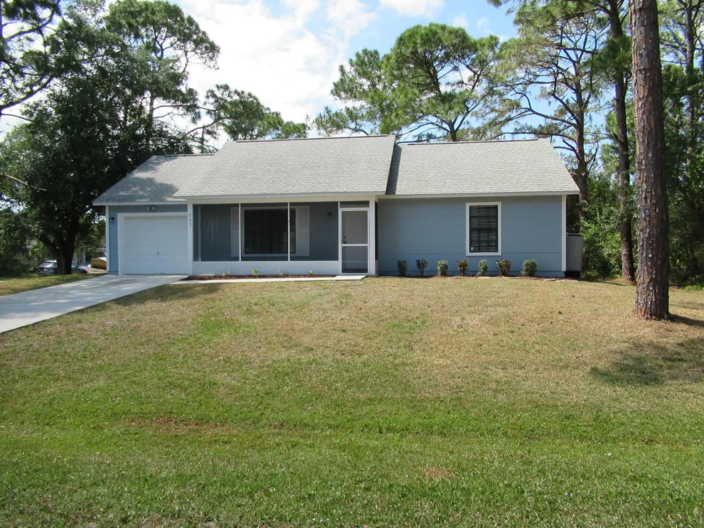 Unit for sale at 905 Palo Alto Street SE, Palm Bay, FL 32909