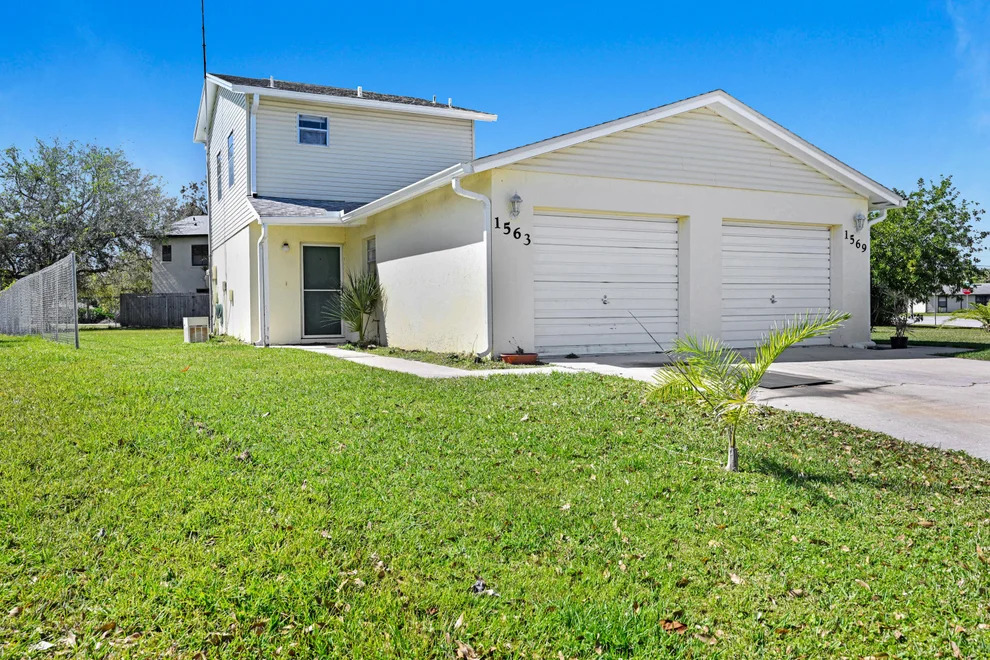 Unit for sale at 1569 Croftwood Drive, Melbourne, FL 32935