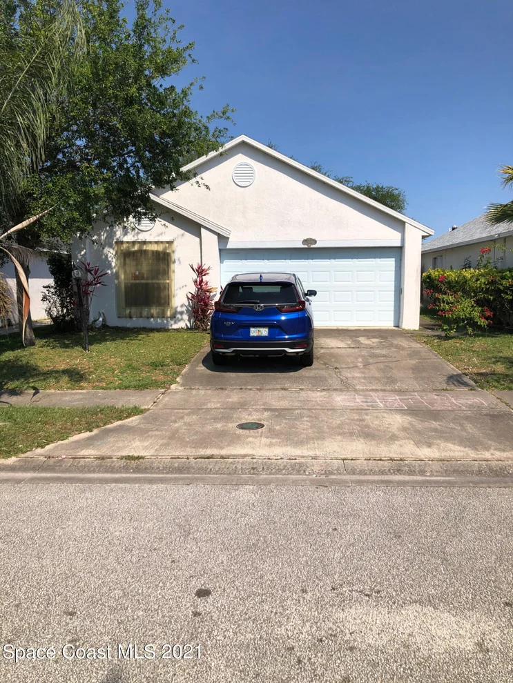 Unit for sale at 2908 Maderia Circle, Melbourne, FL 32935