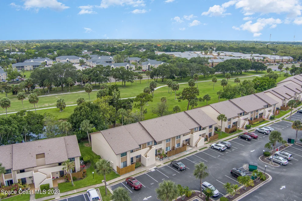 Unit for sale at 2201 Golf Isle Drive, Melbourne, FL 32935