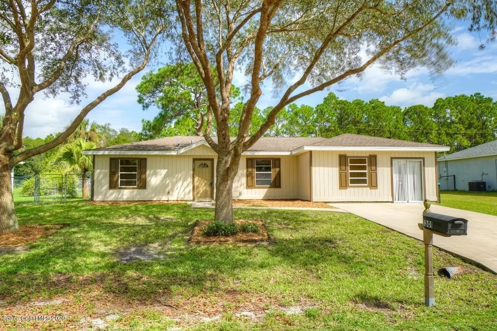 Unit for sale at 1301 Pakenham Street NW, Palm Bay, FL 32907