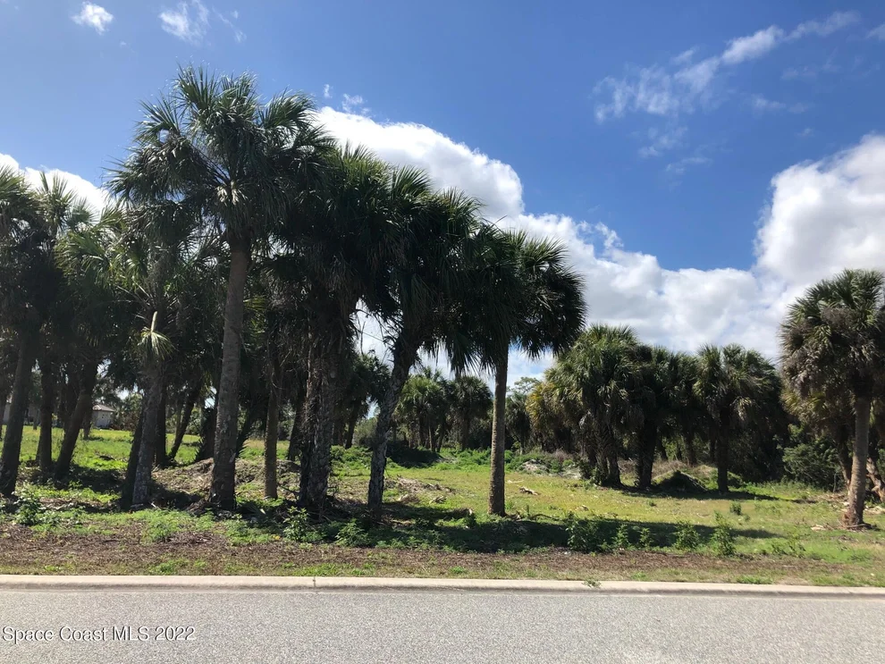 Unit for sale at 1444 Barrow Lane, Malabar, FL 32950