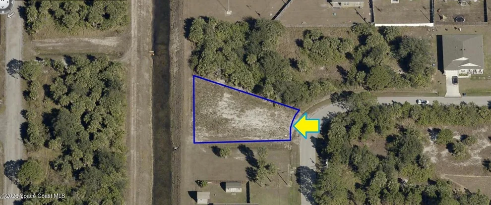 Unit for sale at 2002 Oconnel Avenue SW, Palm Bay, FL 32908