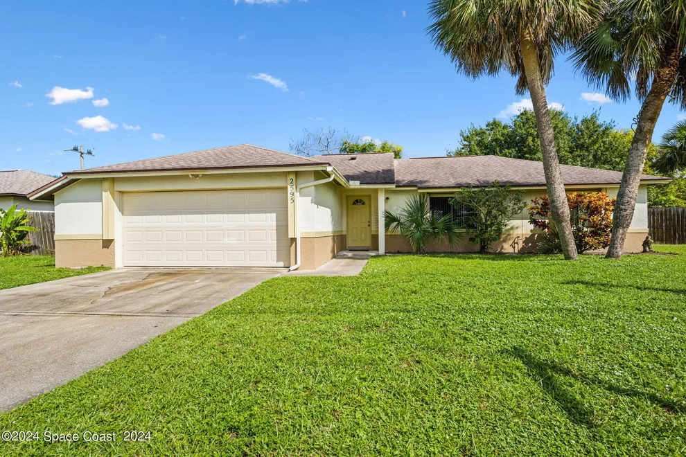 Unit for sale at 2595 Raintree Lake Circle, Merritt Island, FL 32953