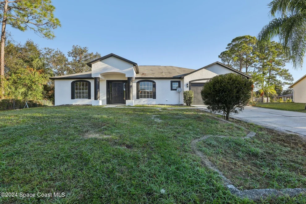 Unit for sale at 1379 Ginza Road NW, Palm Bay, FL 32907