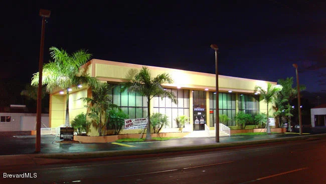 Unit for sale at 234 E Merritt Island Causeway, Merritt Island, FL 32952