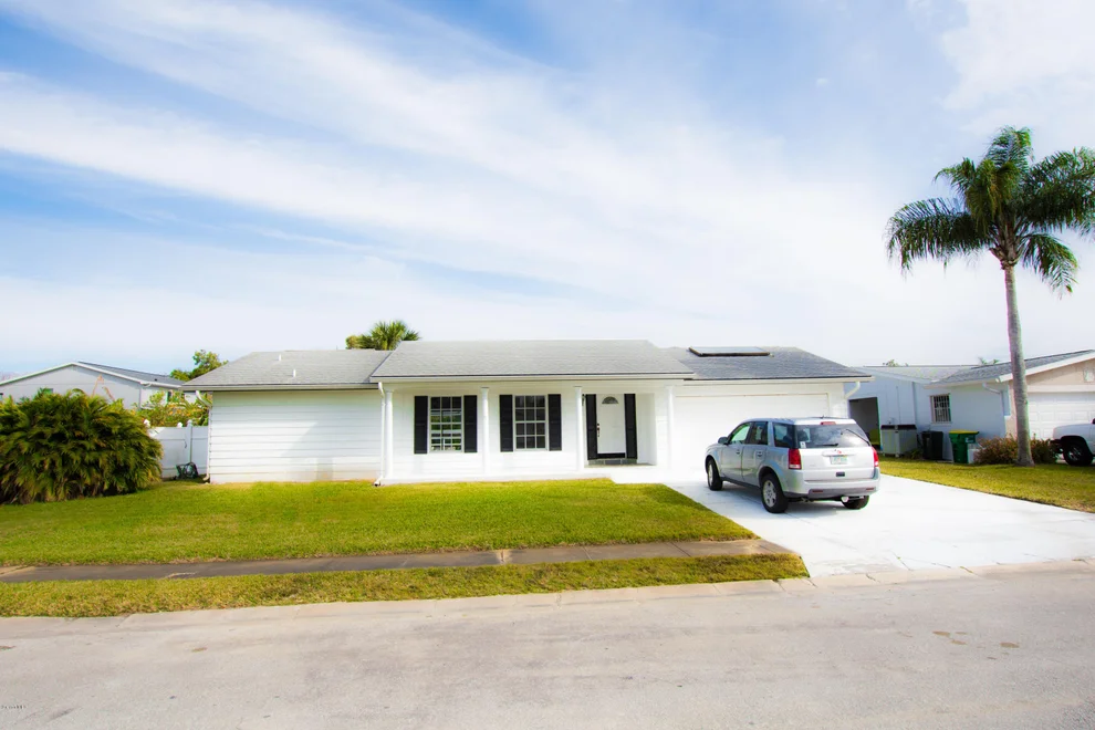 Unit for sale at 110 Via De La Reina, Merritt Island, FL 32953