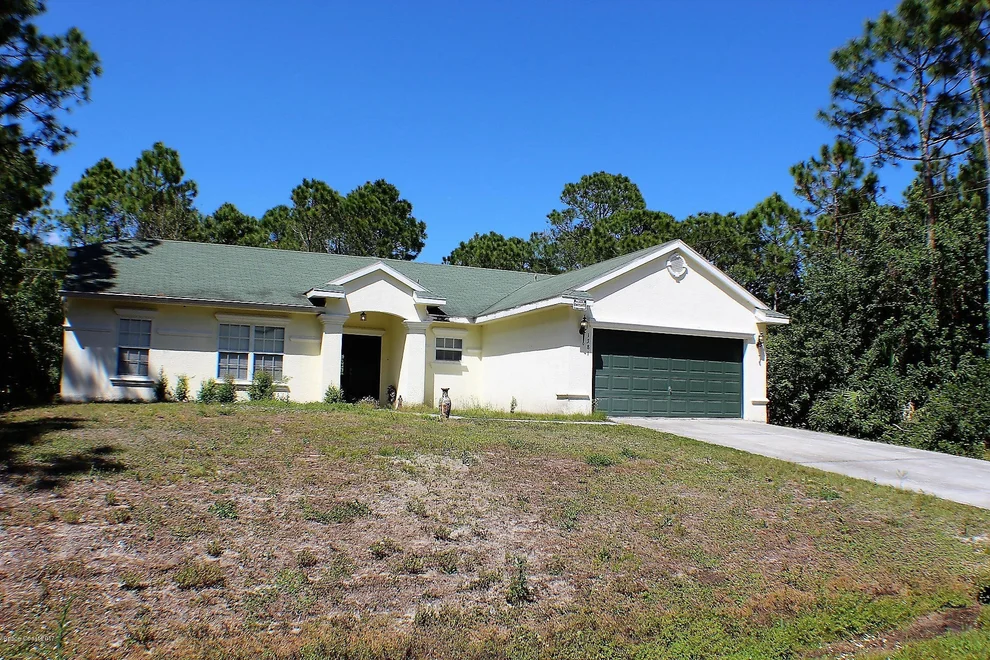 Unit for sale at 1381 Giddings Street SW, Palm Bay, FL 32908