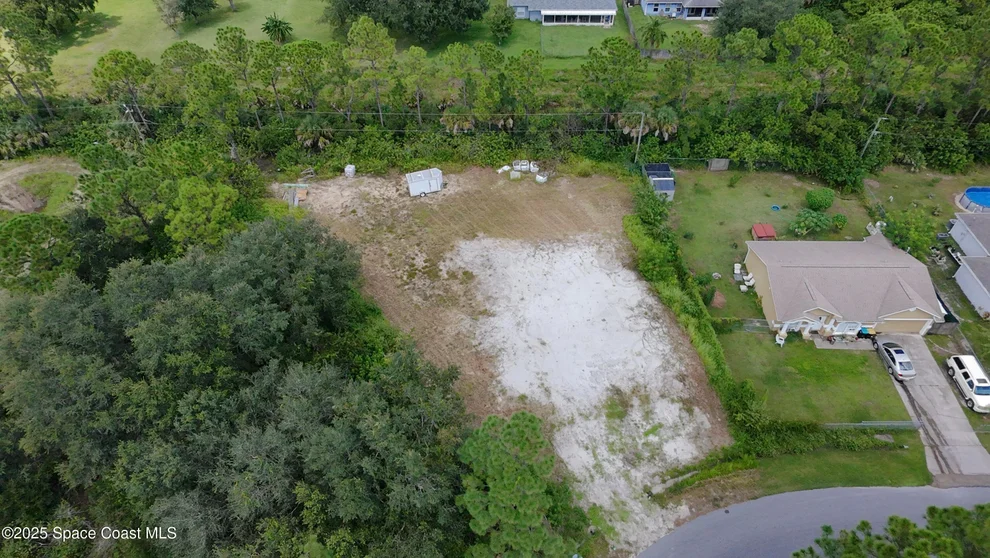 Unit for sale at 895 Tedder Road SE, Palm Bay, FL 32909