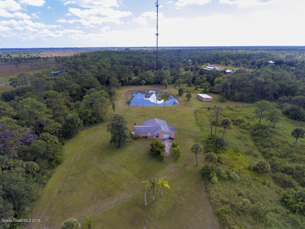 Unit for sale at 12285 85th Street, Fellsmere, FL 32948