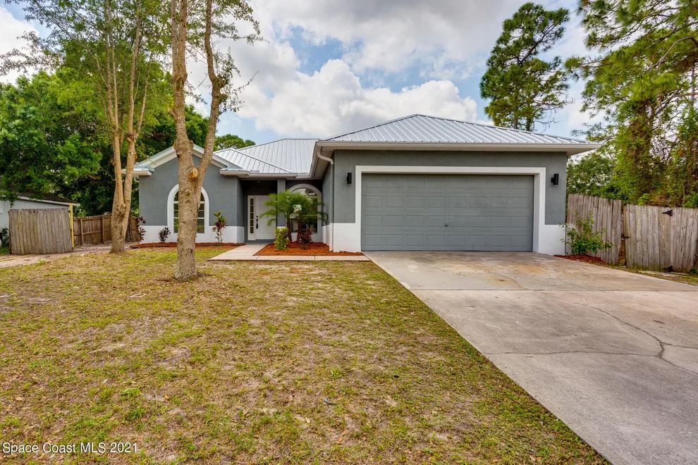 Unit for sale at 993 Slocum Street NW, Palm Bay, FL 32907