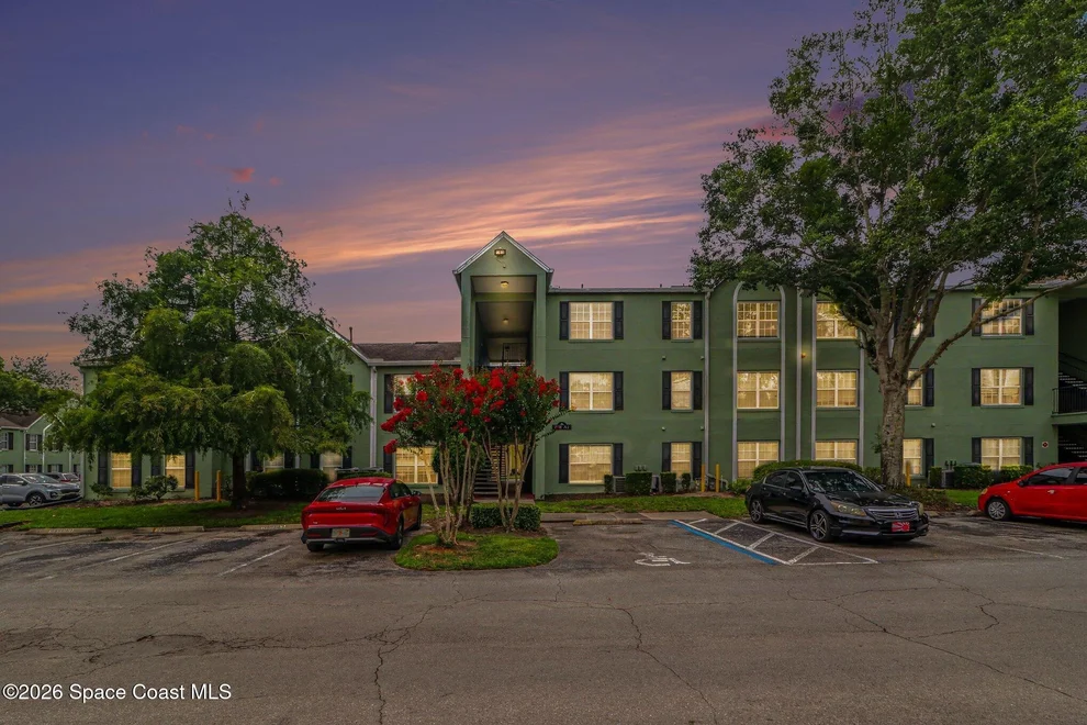 Unit for sale at 2031 Dixie Belle Drive E, Orlando, FL 32812