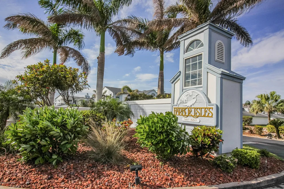 Unit for sale at 570 S Brevard Avenue, Cocoa Beach, FL 32931