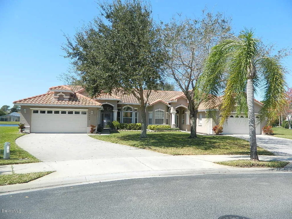 Unit for sale at 7720 Candlewick Drive, Melbourne, FL 32940