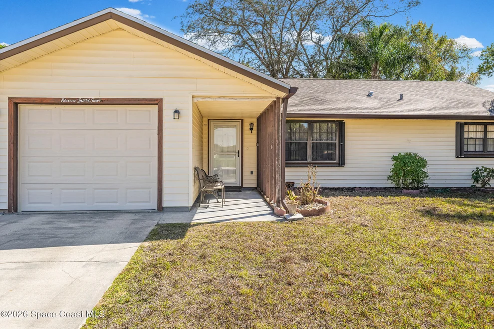 Unit for sale at 1134 37th Avenue SW, Vero Beach, FL 32968