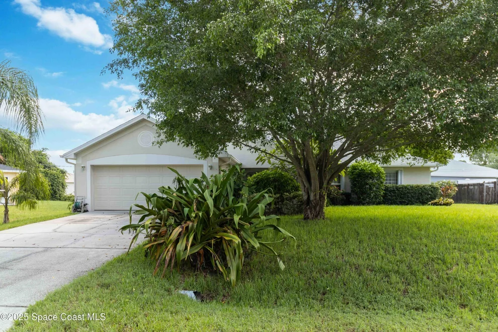 Unit for sale at 1860 Kansas Road SE, Palm Bay, FL 32909
