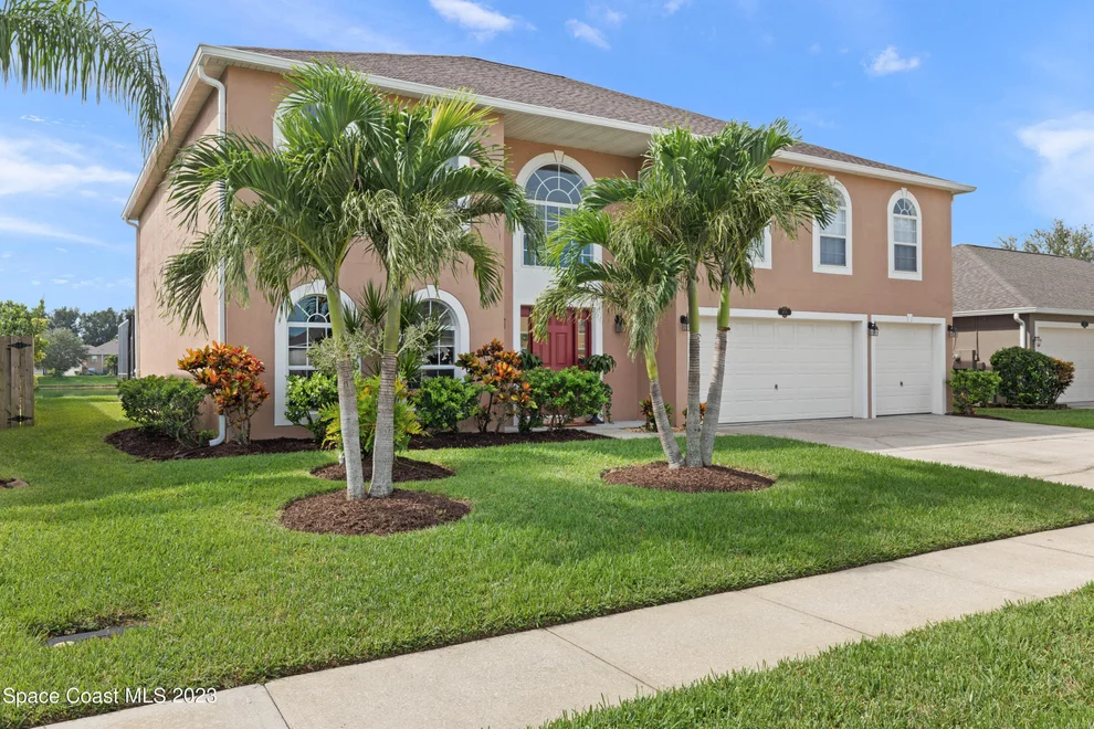 Unit for sale at 4581 Bellaluna Drive, West Melbourne, FL 32904