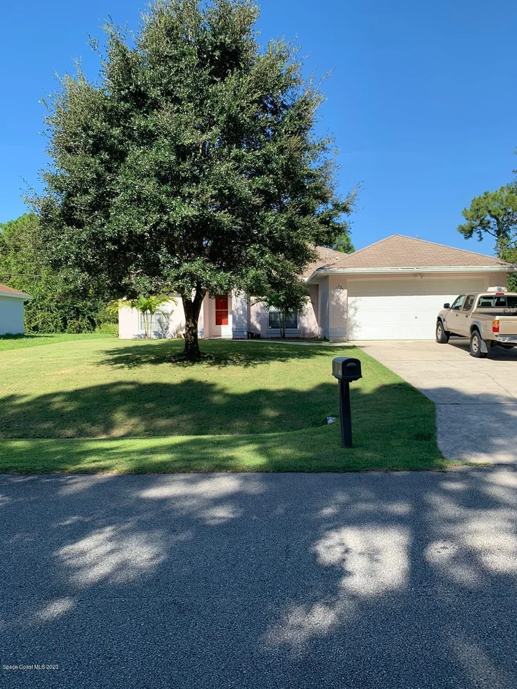 Unit for sale at 125 SE Tudor Road SW, Palm Bay, FL 32908
