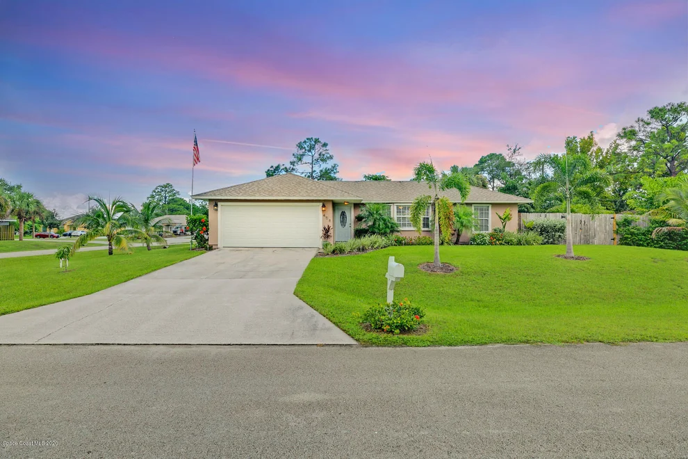 Unit for sale at 408 Crystalmist Road NW, Palm Bay, FL 32907