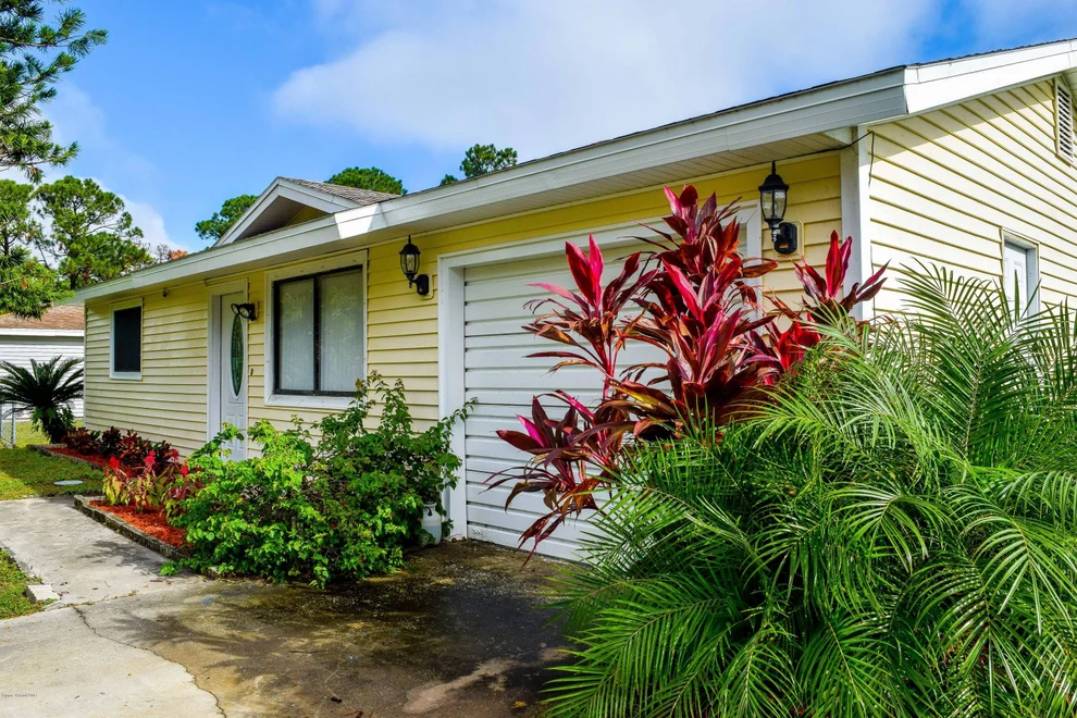 Unit for sale at 1475 Leeward Avenue SE, Palm Bay, FL 32909