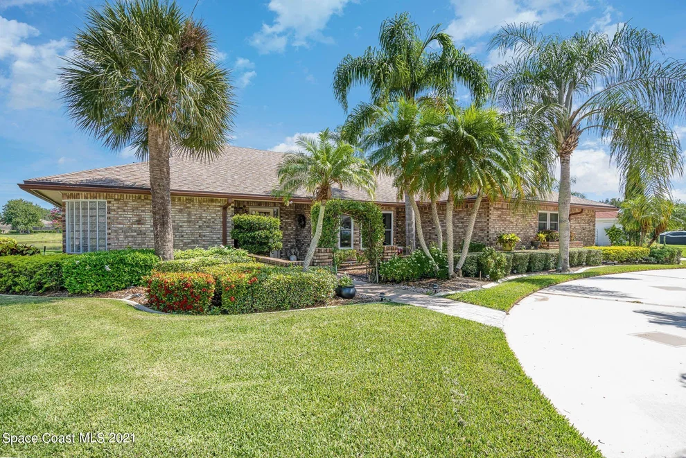 Unit for sale at 1353 Silver Lake Drive, Melbourne, FL 32940