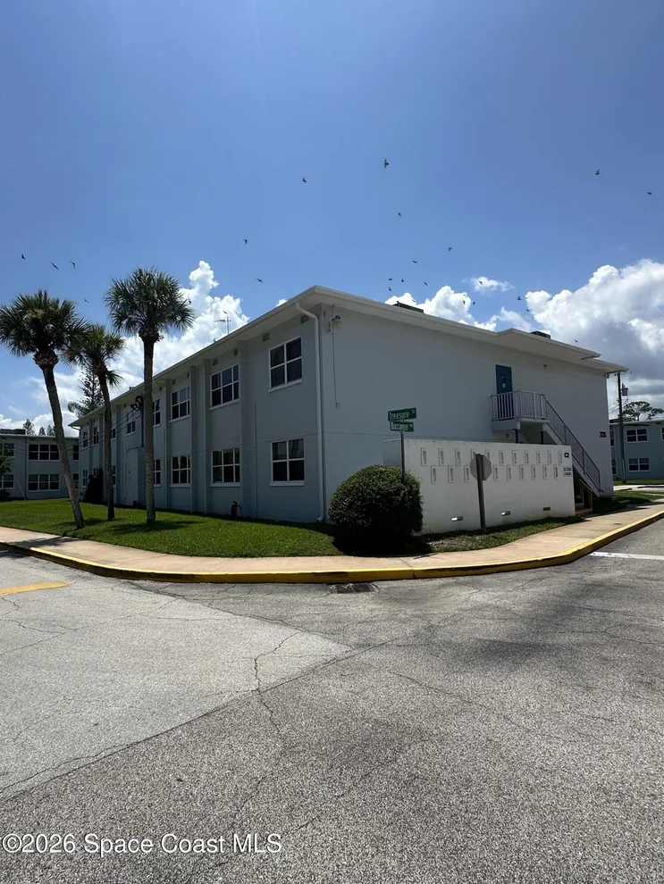 Unit for sale at 225 Buccaneer Avenue, Merritt Island, FL 32952