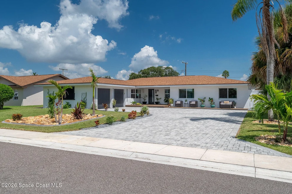 Unit for sale at 590 Sherwood Avenue, Satellite Beach, FL 32937