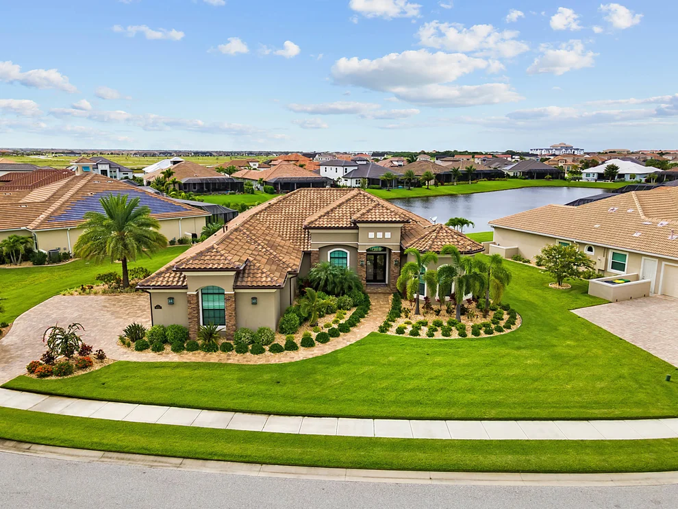 Unit for sale at 8022 Barrosa Circle, Melbourne, FL 32940