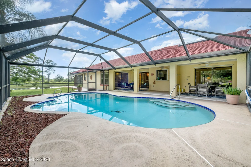 Unit for sale at 1750 Plantation Circle SE, Palm Bay, FL 32909