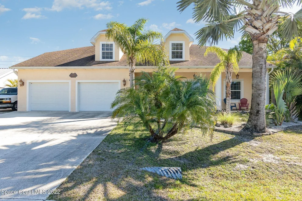 Unit for sale at 1227 Lamplighter Drive NW, Palm Bay, FL 32907