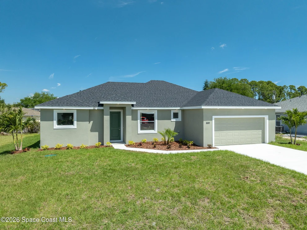 Unit for sale at 680 Londonderry Circle SE, Palm Bay, FL 32909
